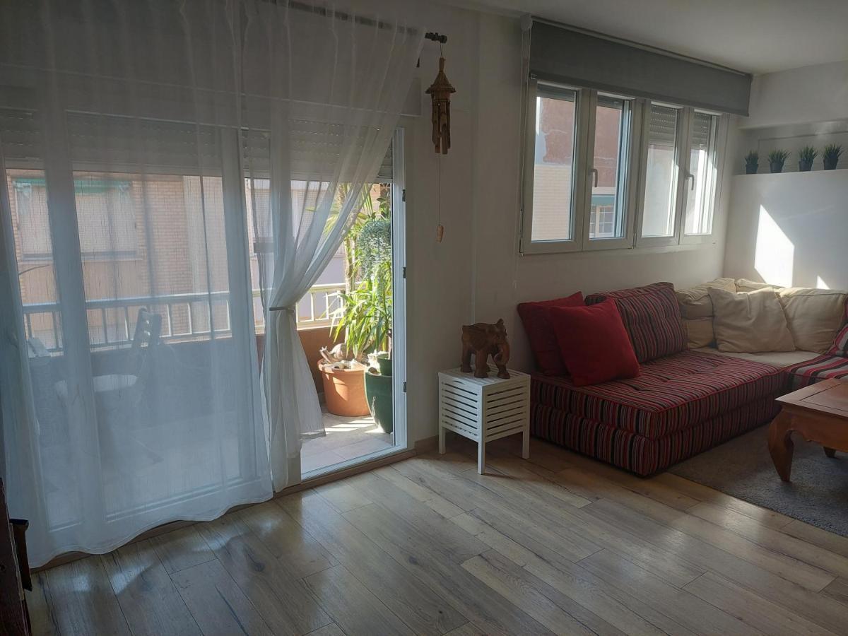 Family Apartment Andrea Alaquas Exterior foto